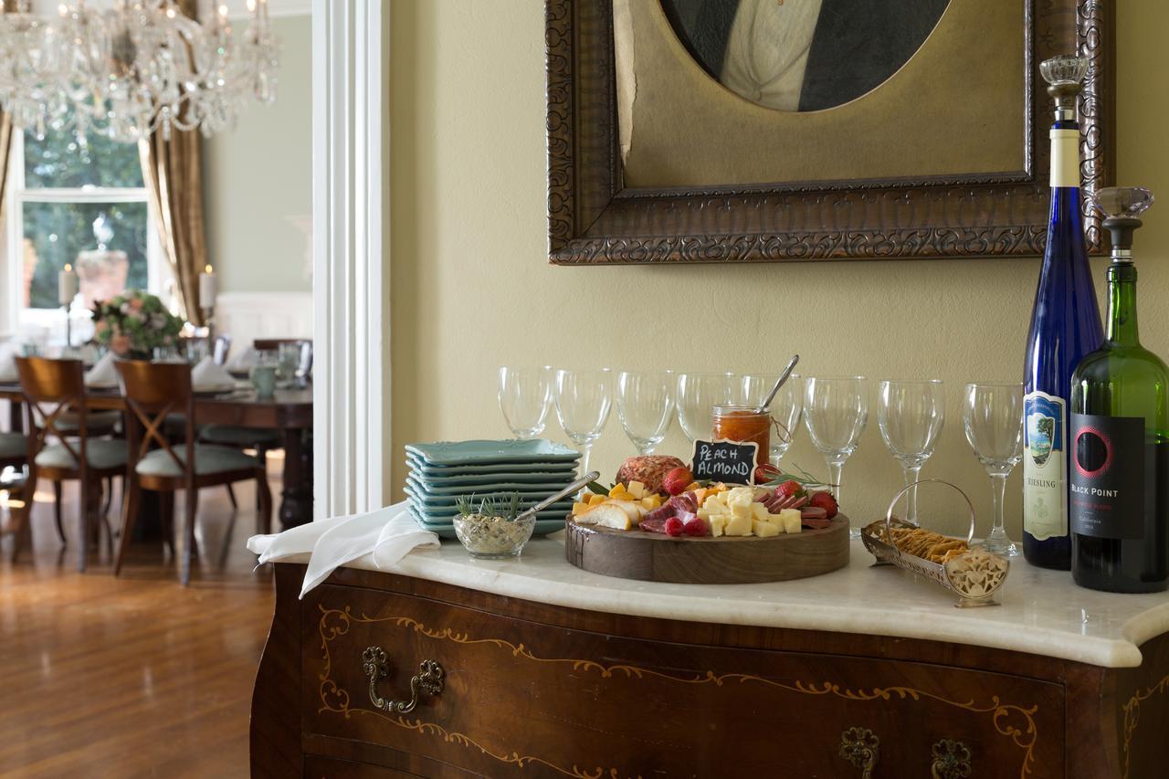 The Twelve Oaks Bed & Breakfast CovingtonCovington  Kültér fotó